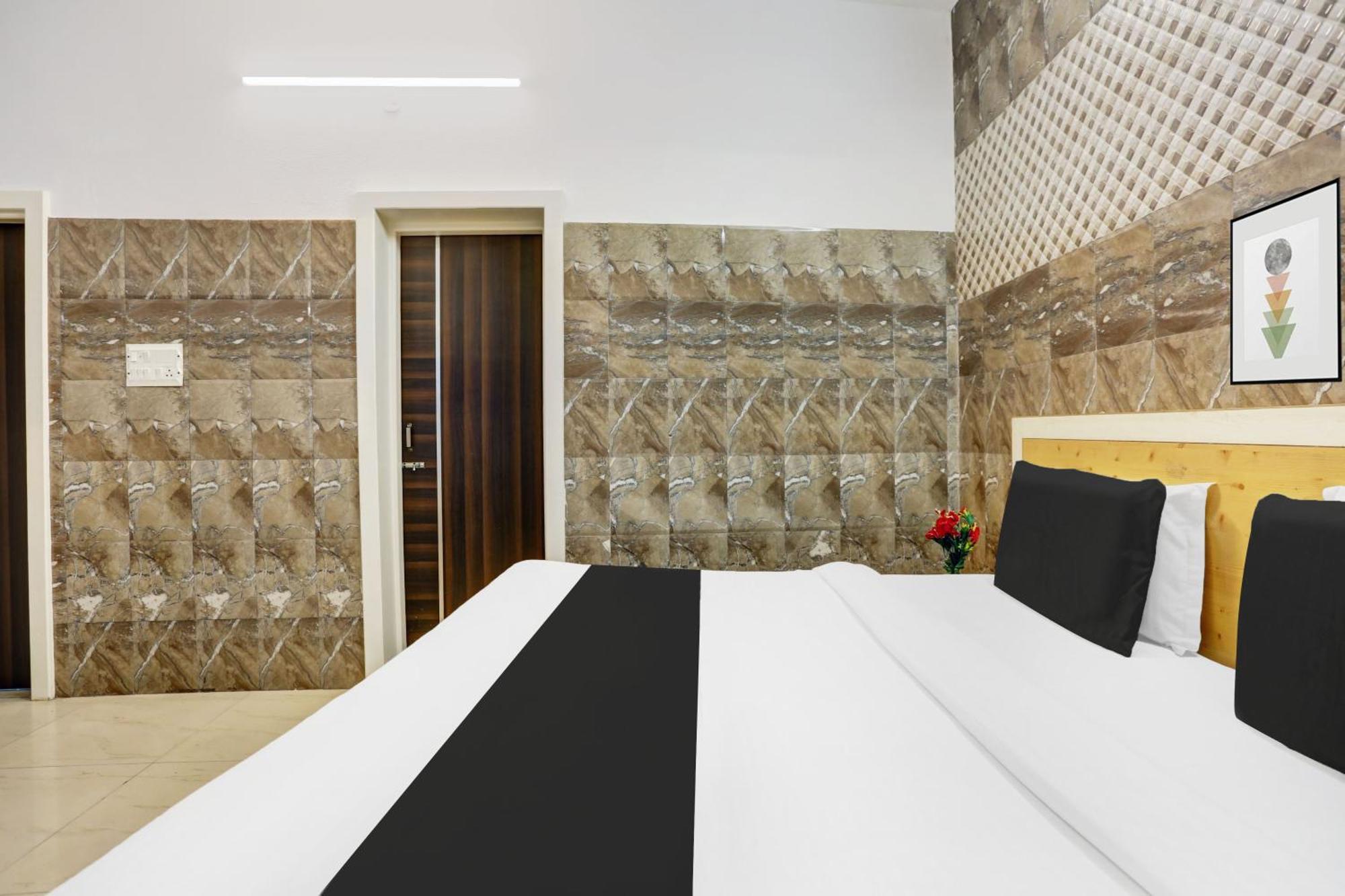 Hotel O Jammu Near Ragunath Bazaar Formerly Goodwill エクステリア 写真